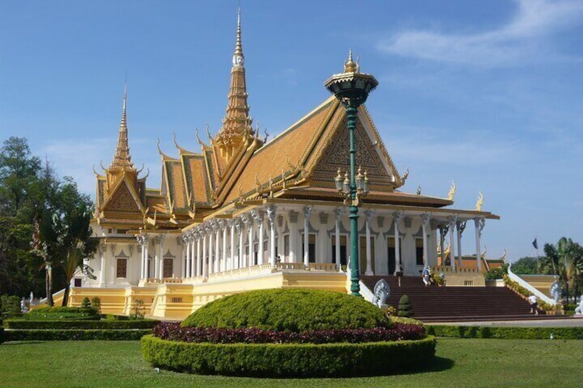 Phnom Penh Full day Private Tour