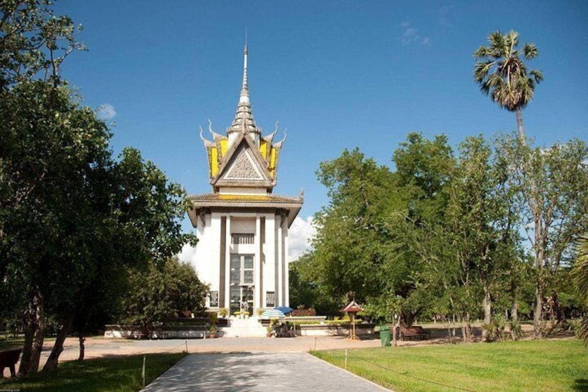 Phnom Penh Private 3-Day Tour Udong Hill and Sunset Cruise
