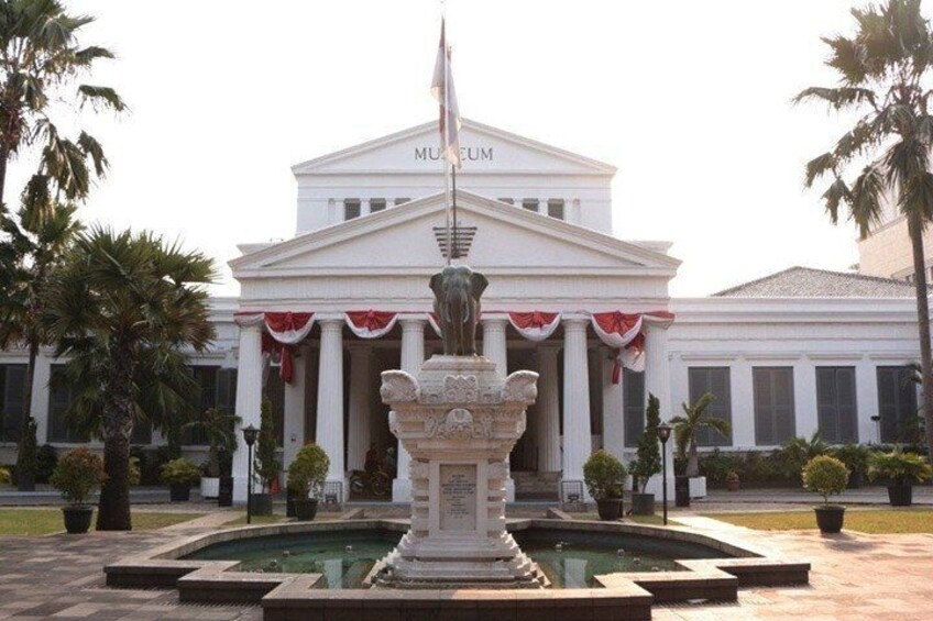 Jakarta Half Day Private Tour (5 hours or less)