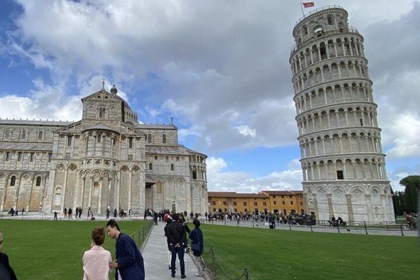 Private Lucca, Garfagnana and Pisa Day Tour - from Tuscany