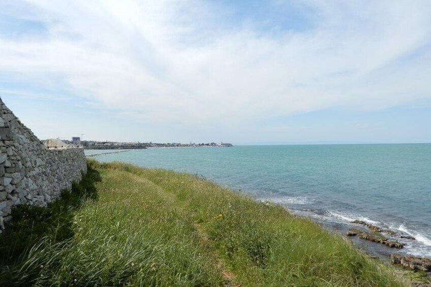 On the path towards Trani