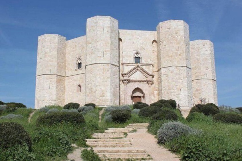 Castel del Monte, UNESCO heritage. The most important castle in Puglia
