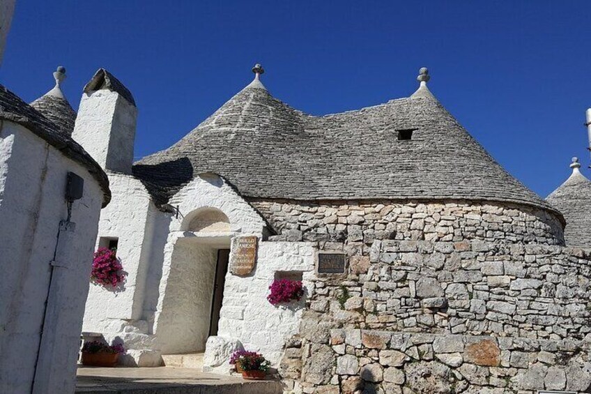 Trulli of Alberobello Day-Trip from Bari with Sweets Tasting
