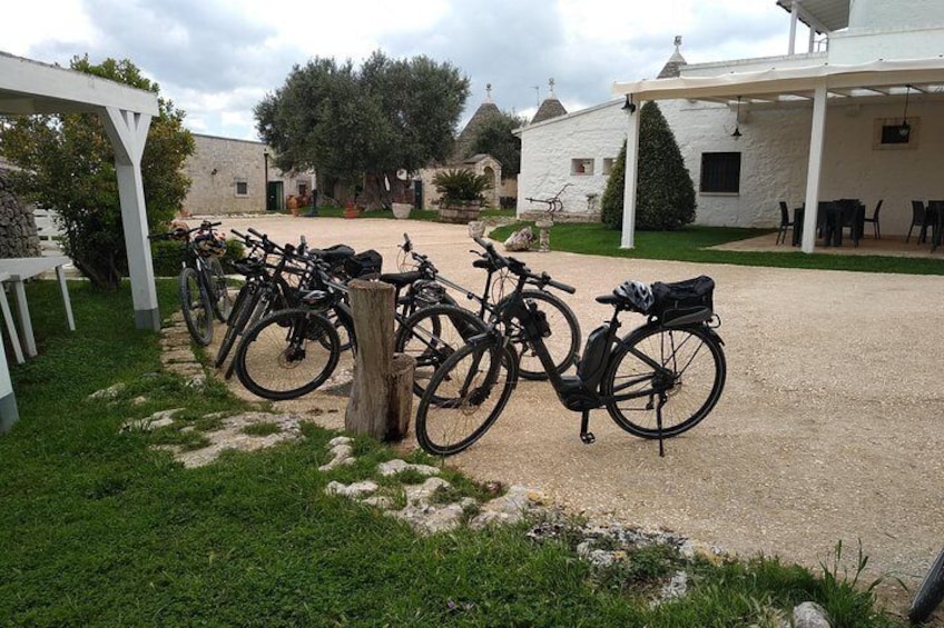 Ebike tours: the villages of Valle d'Itria and tasting of typical products