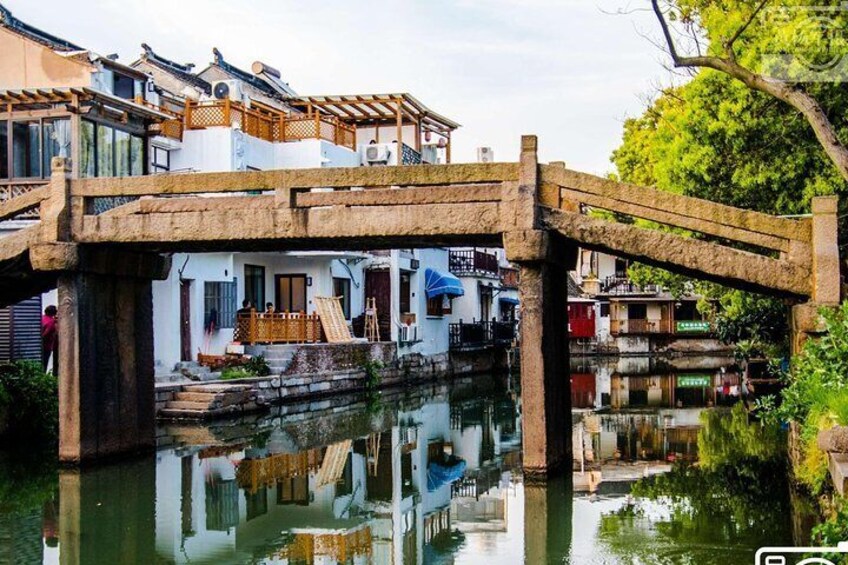 Independent Tour of Tianping Mountain and Mudu Water Town from Suzhou 