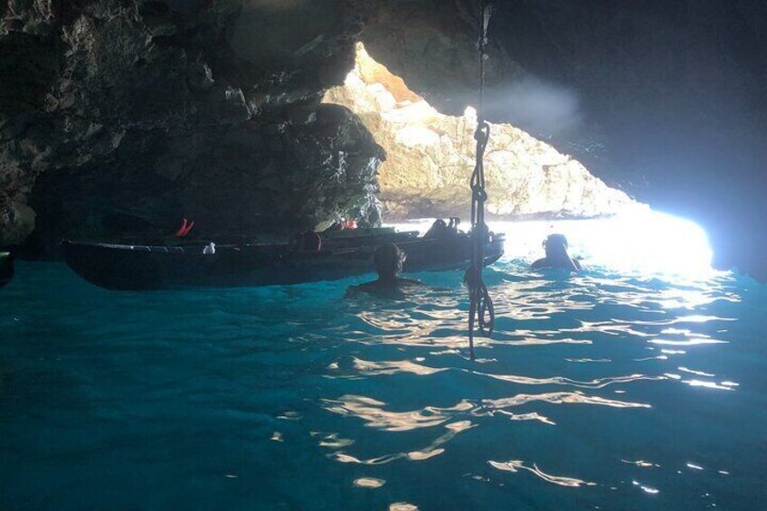 Sea Kayaking Excursion: Santa Cesarea Terme and the sulfur caves