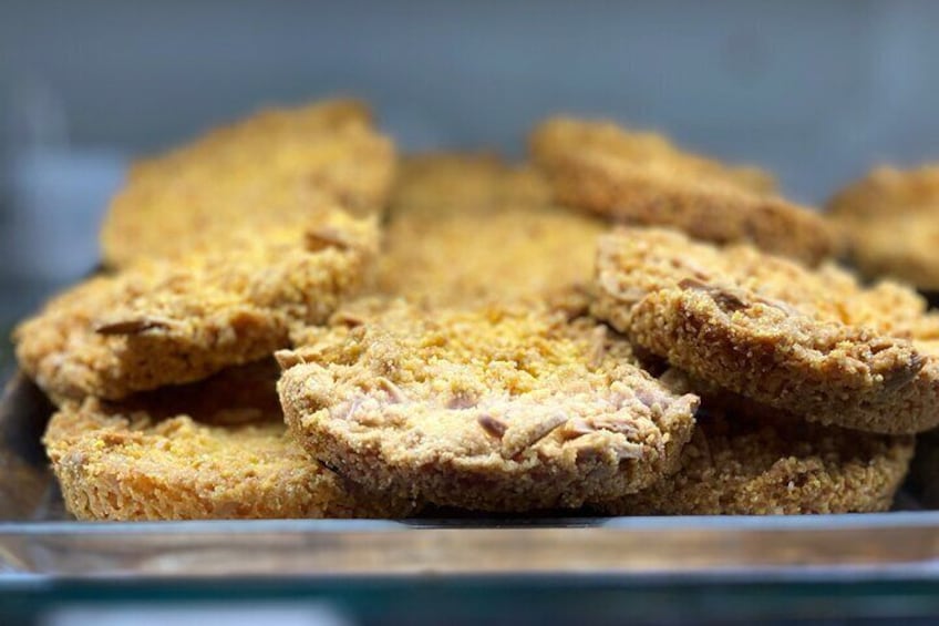 A Classic Italian Crumb Cake | Artemilia Guided Tours | Parma Food Walking Tour