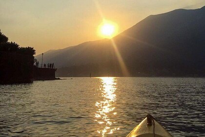 Lake Como Golden Hour Kayak Tour