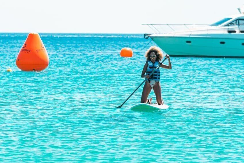 SUP (Stand Up Paddle) boarding is perfect for all water sport enthusiasts who wish to glide on the surface of the sea and enjoy the view!
