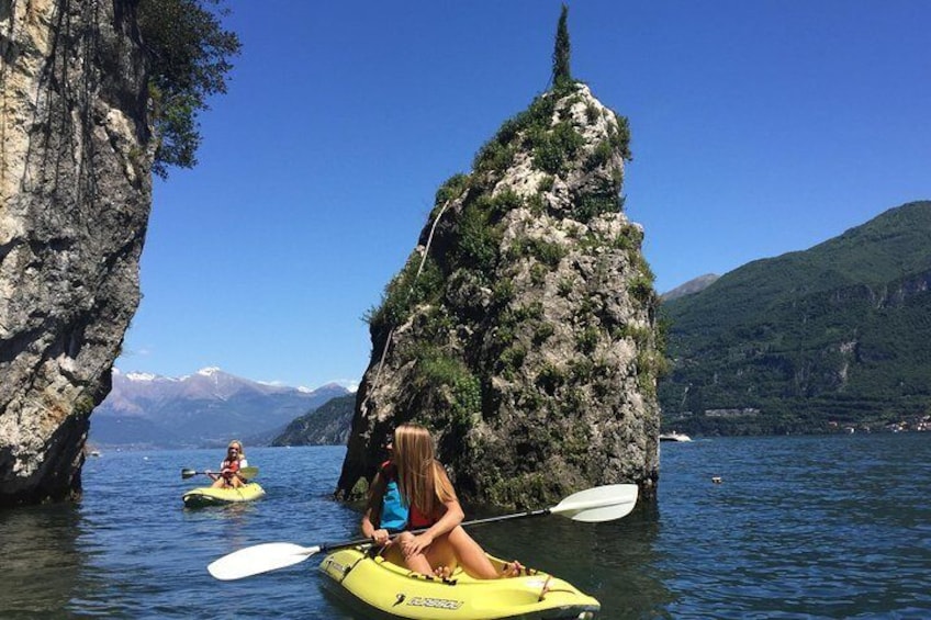 Lake Como Bellagio Water Sports Kayak Tour - Rockefeller cliff