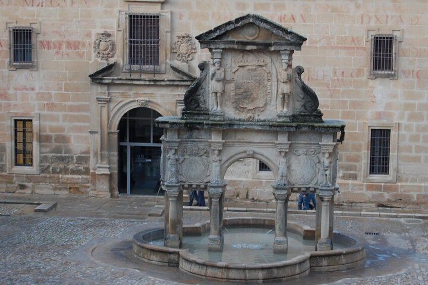 Úbeda and Baeza private tour in a day from Granada with tickets.