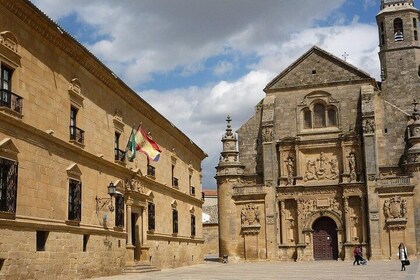 Úbeda and Baeza private tour in a day from Granada with tickets.