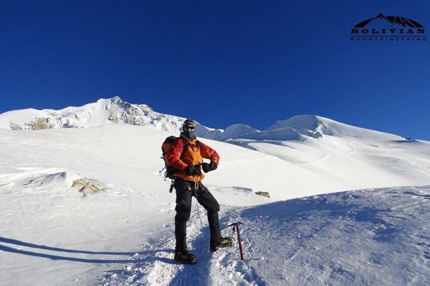 Normal route in Huayna Potosi at 5450m.