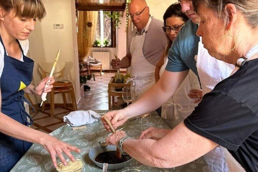 Authentic Italian Cooking Class in a typical Milanese house