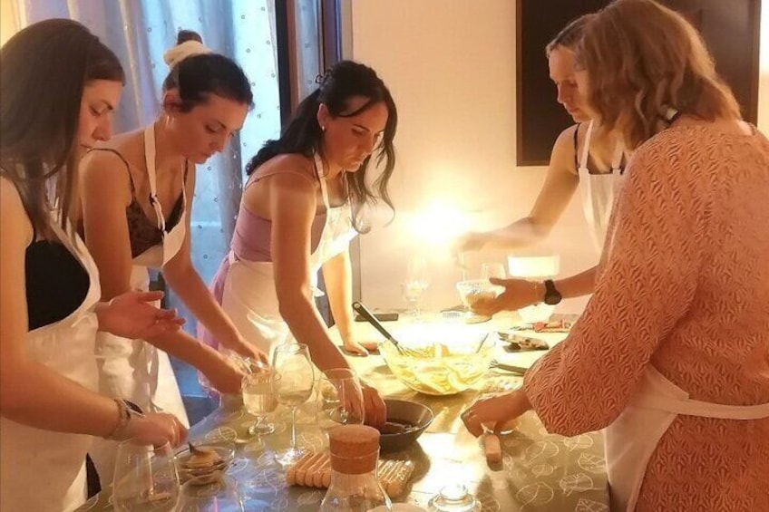 Authentic Italian Cooking Class in a typical Milanese house