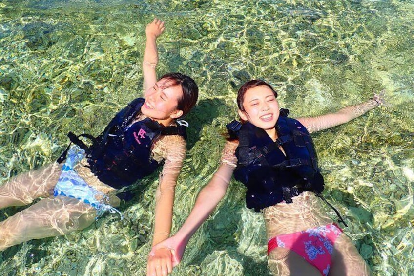 [Okinawa Iriomote] Snorkeling Tour at Coral Island