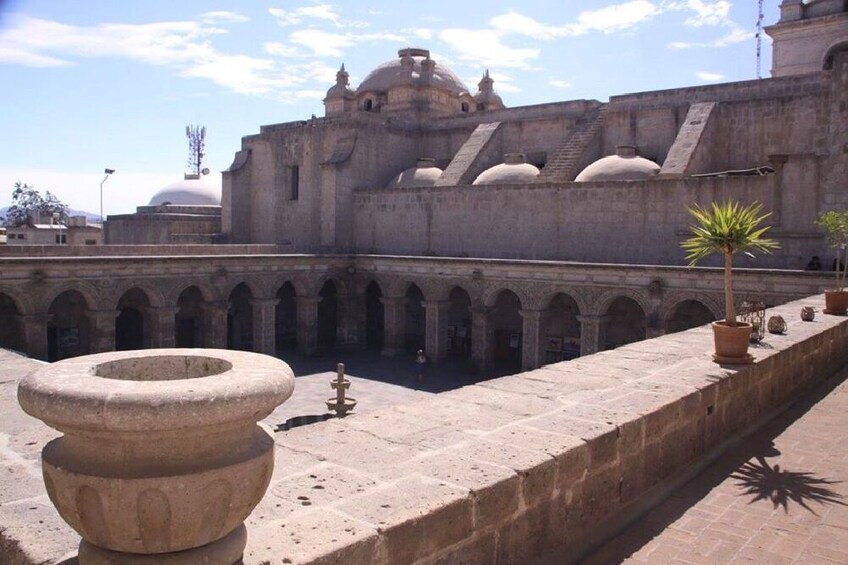 Arequipa & Santa Catalina Monastery Tour