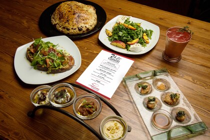 ทัวร์ชิมอาหารรสเลิศในเมือง Lip Smacking