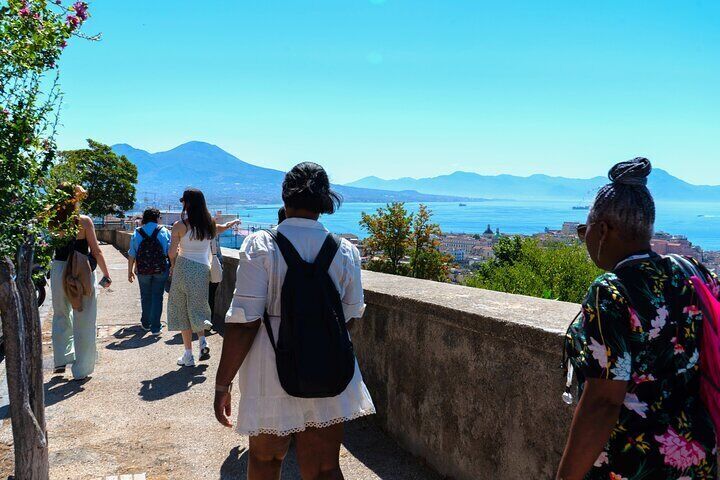 Naples Panoramic Walking Tour: From the hill to the center