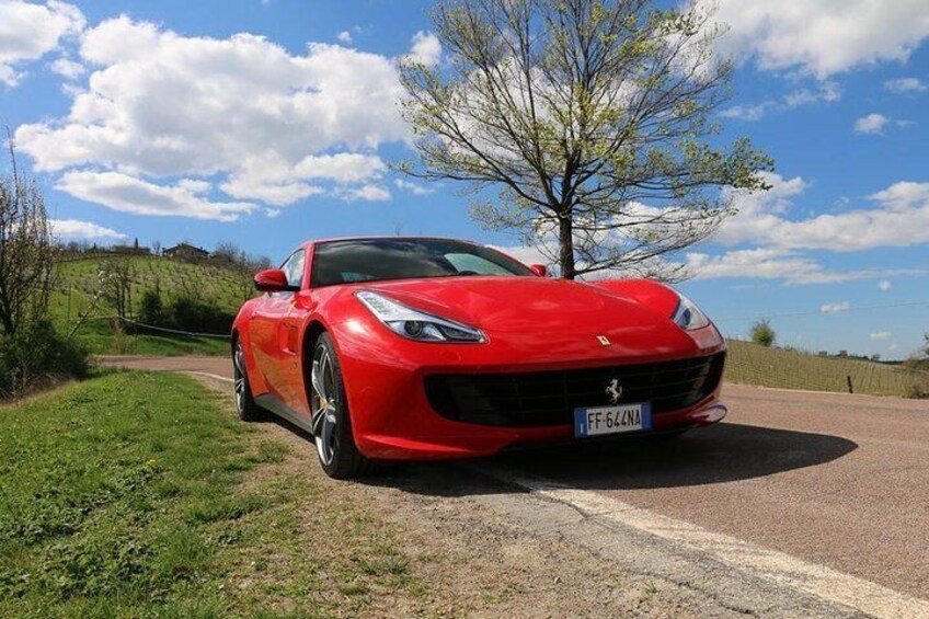 GTC4 Lusso V12 690 CV