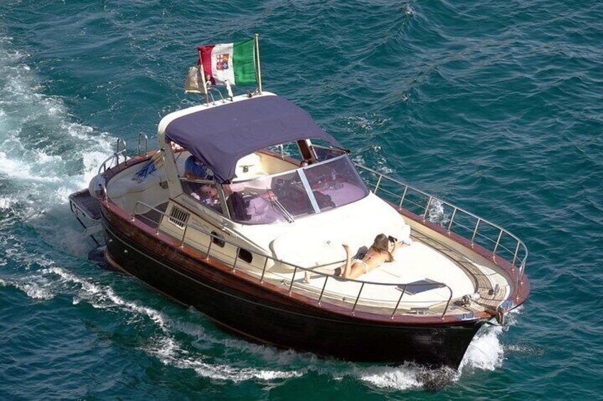 Capri Private Boat Tour from Capri (2 hours)
