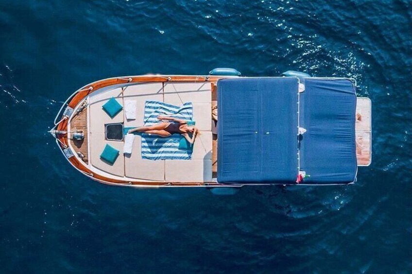 Capri boat excursion
