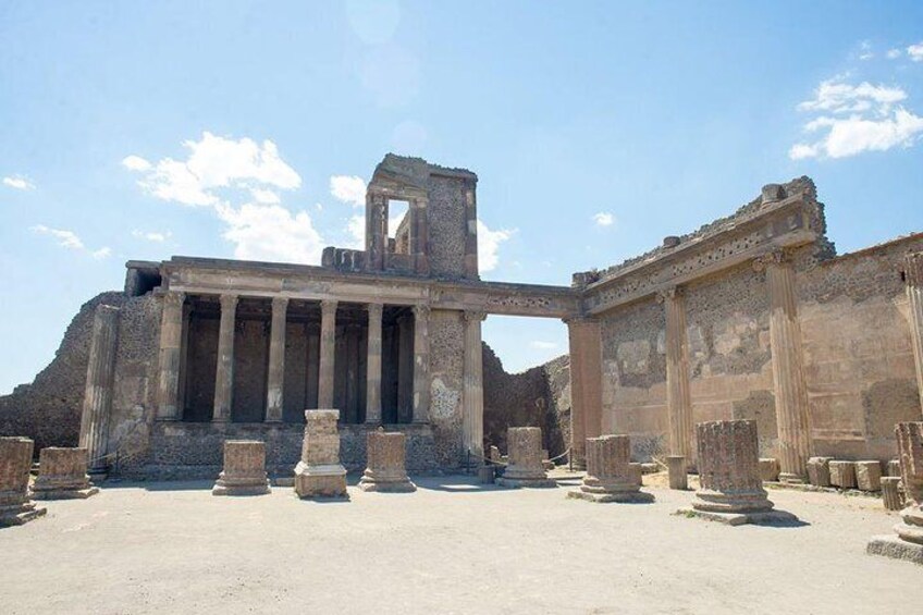 Basilica Pompeii