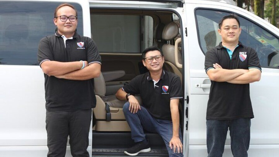 Chauffeur: Batu Pahat to Singapore Car Transfer