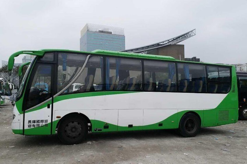 7-hour Service - 37-Seat Tour Bus