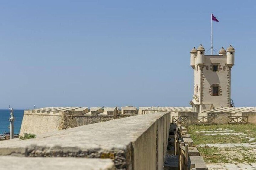 3-Hour Private Gastronomic and Cultural Cadiz Walking Tour