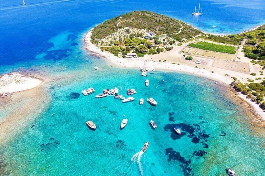 Budikovac Blue lagoon