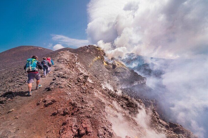 Etna Morning Tour with Lunch Included