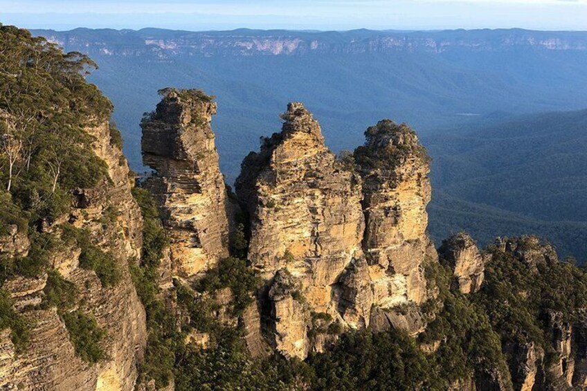 Blue Mountains Highlights, Wildlife Park and Scenic World Full Day Private Tour