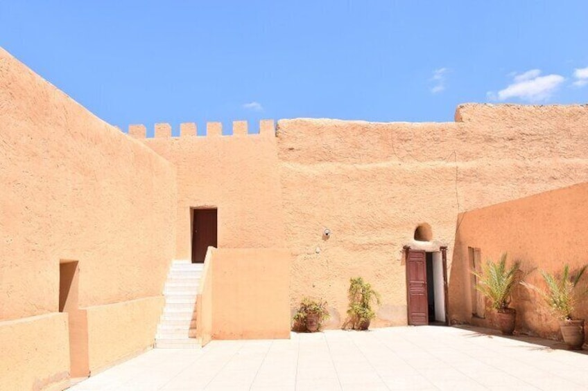 Taroudant + Tiout excursion 1 day with homestay lunch from agadir