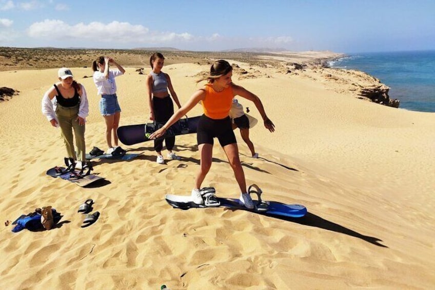 Sandboarding in AGADIR