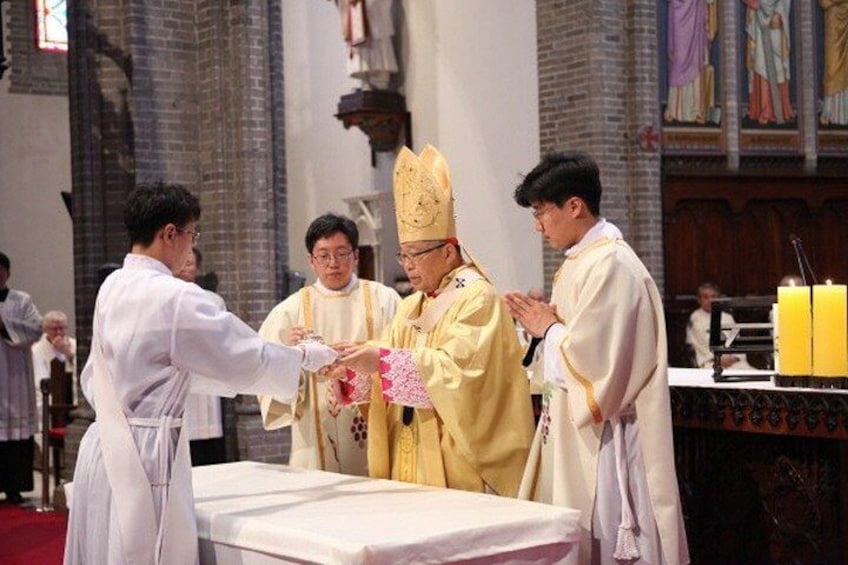 Seoul Myeongdong Catholic Church Historic Private Walking Tour