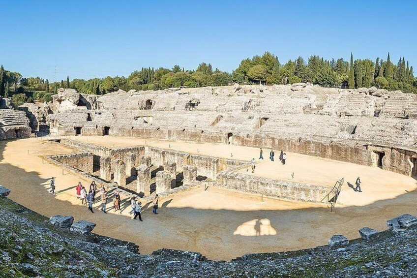 Small Group Guided Tour Game of Thrones at Itálica