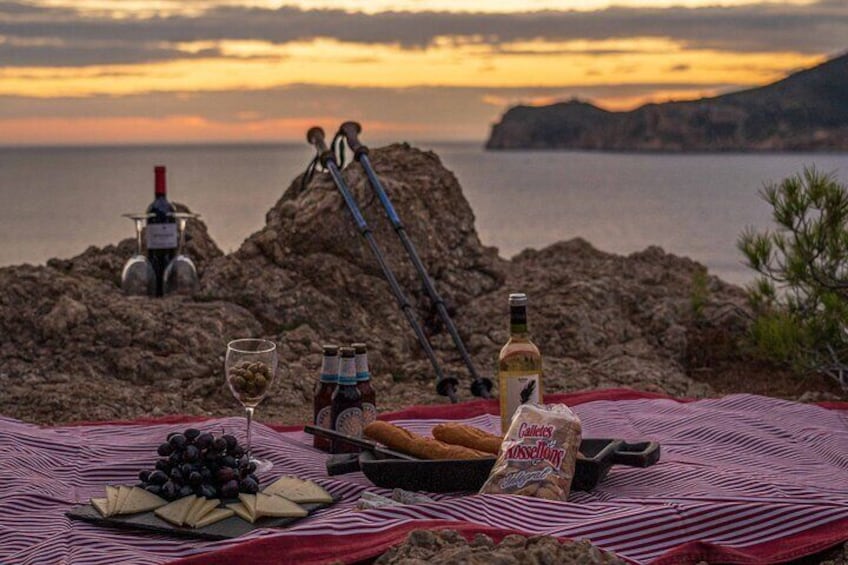 With the kayak from Sant Elm into the sunset - picnic included