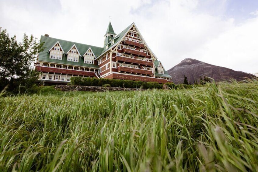Waterton Lakes National Park 1 Day Tour