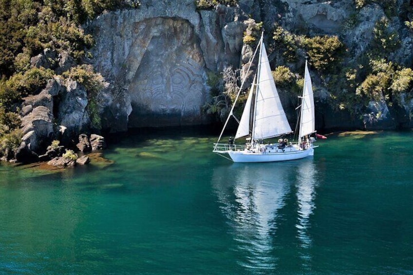 Lake Taupō Voyager Experience