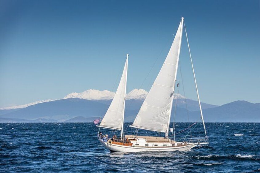 Lake Taupō Voyager Experience