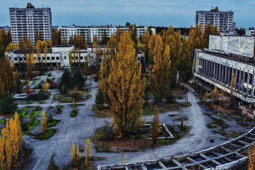 The central square of Pripyat.
Have a nice day :)