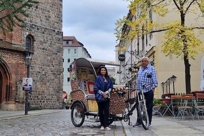 Romantic Berlin Rickshaw City and Photo Tour - incl. pick-up