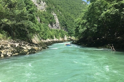 Vrbas River Rafting Adventure with Breakfast