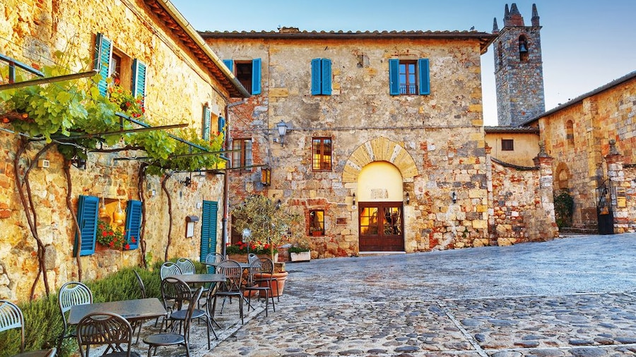 Full-Day Tour of San Gimignano, Siena & Chianti