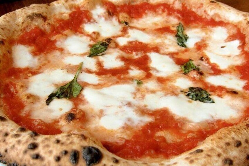 Neapolitan pizza time