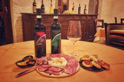 Tasting of 2 wines + cold cuts and cheeses