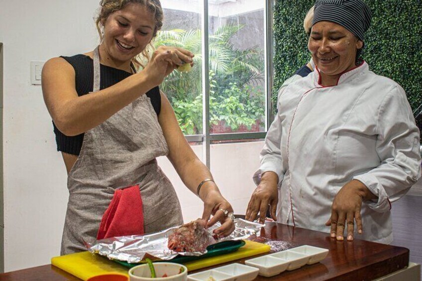 Cooking Class In A Real Restaurant At Old City