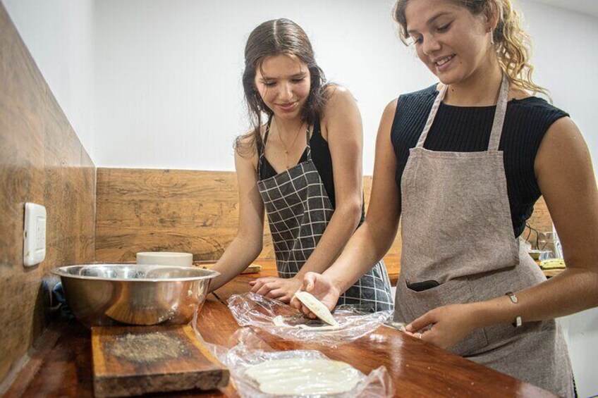 Cooking Class In A Real Restaurant At Old City