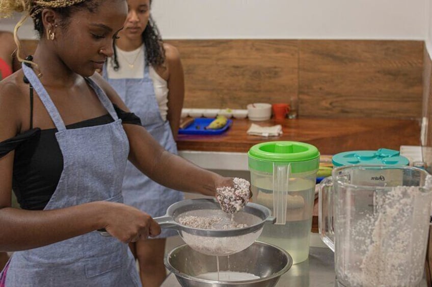 Cooking Class In A Real Restaurant At Old City